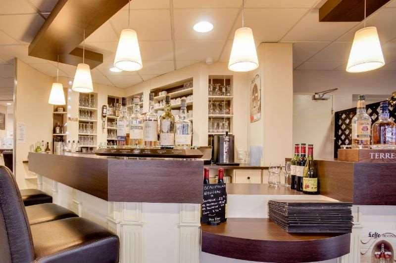 Brit Hotel De La Cote Des Havres Lessay Ресторан фото